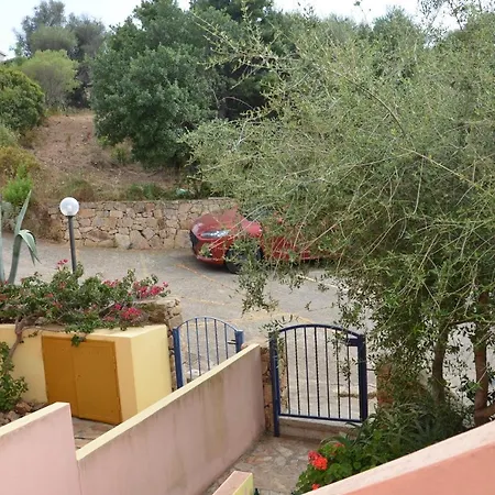 Trilocale 4 Posti Letto Vista Mare Fli-Ros01 Budoni