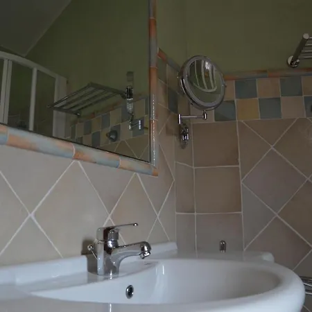 Villa Trilocale 4 Posti Letto Vista Mare Fli-Ros01 *