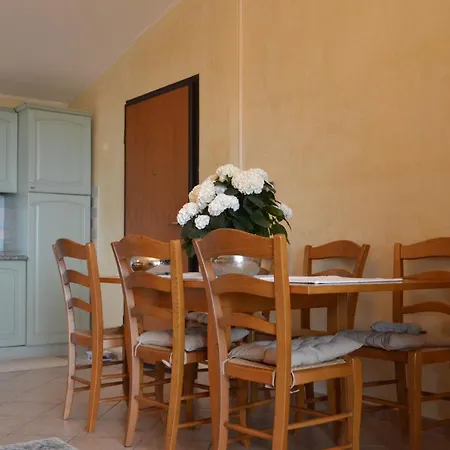 Trilocale 4 Posti Letto Vista Mare Fli-Ros01 Villa Budoni